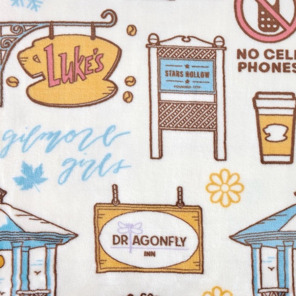 Cozy Gilmore Girls Blanket - Picture 2 of 4